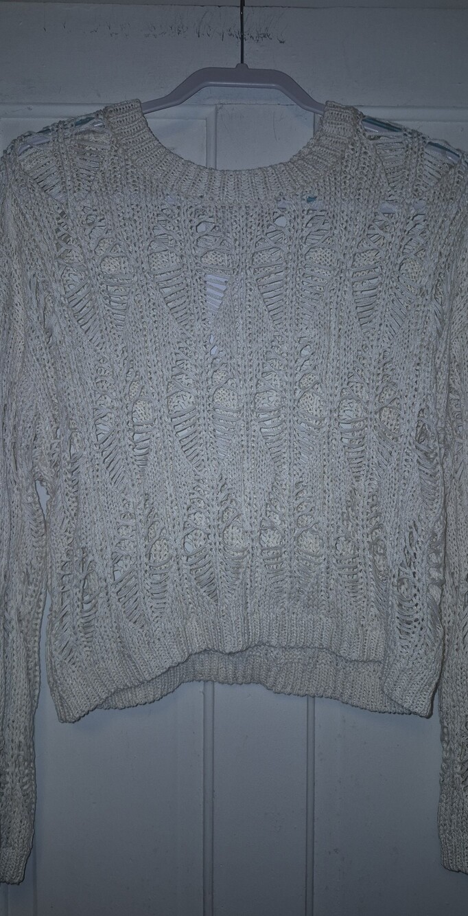 Nwt Willow & ROOT off-white, long-sleeve knit sweater